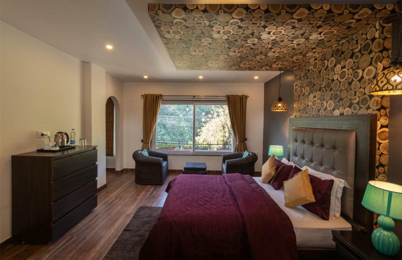 Nirvana Lodge And Lounge Mussoorie Bagian luar foto